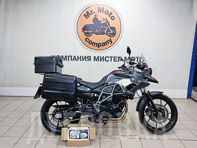 BMW F700GS