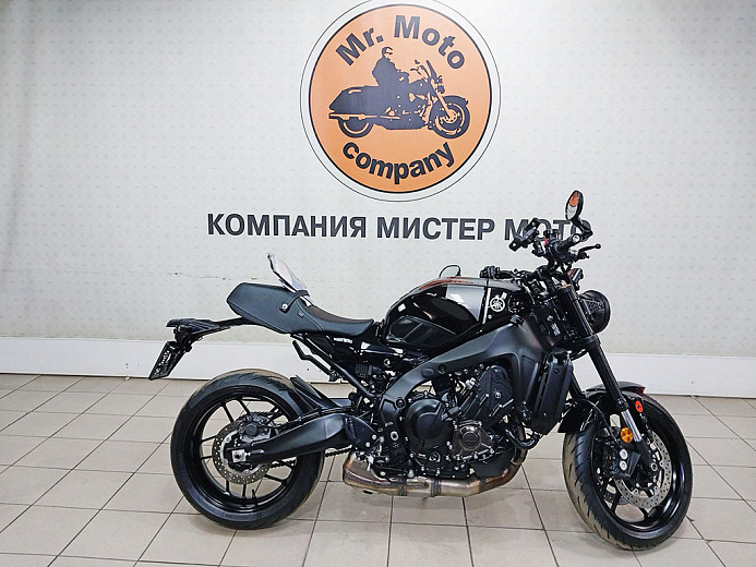YAMAHA XSR900 ABS