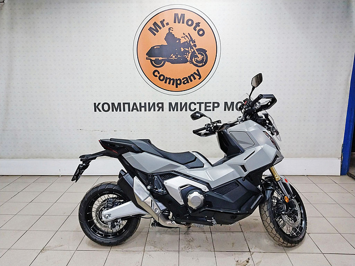 HONDA X-ADV750-2