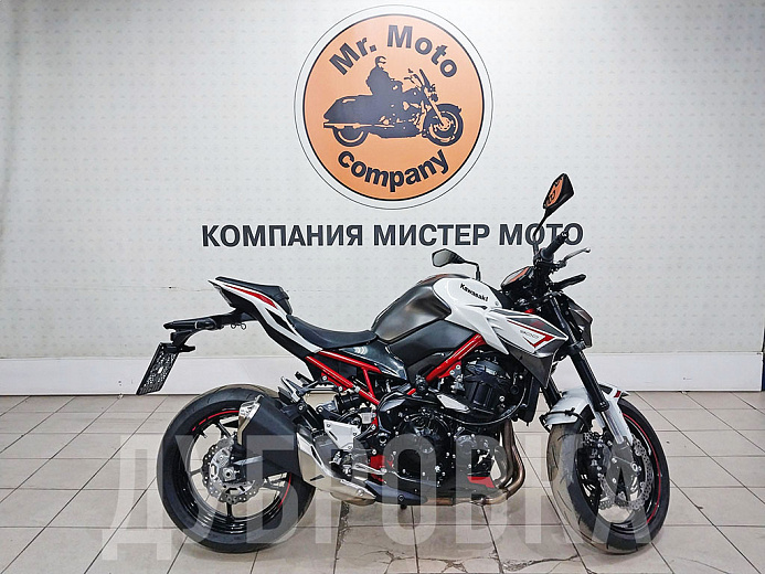 KAWASAKI Z900-2