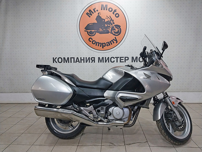 HONDA NT700 ABS
