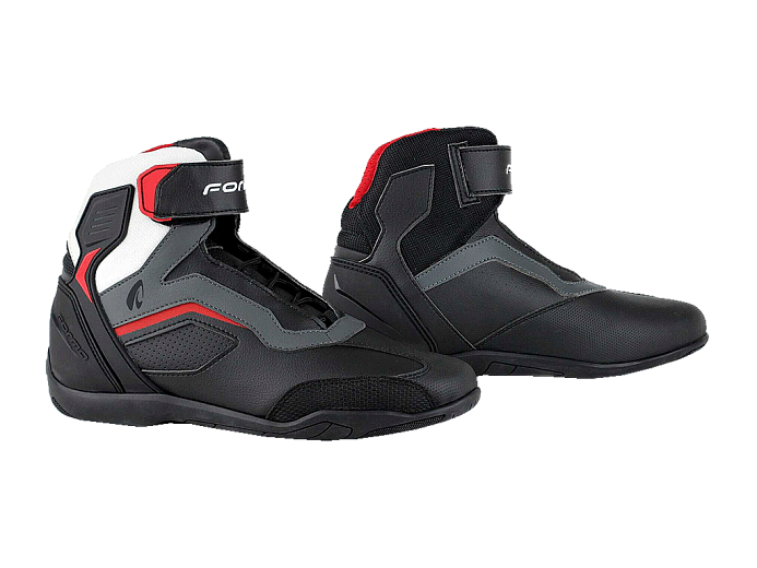Мотоботы FORMA STINGER EVO FLOW BLACK/WHITE/GREY 45
