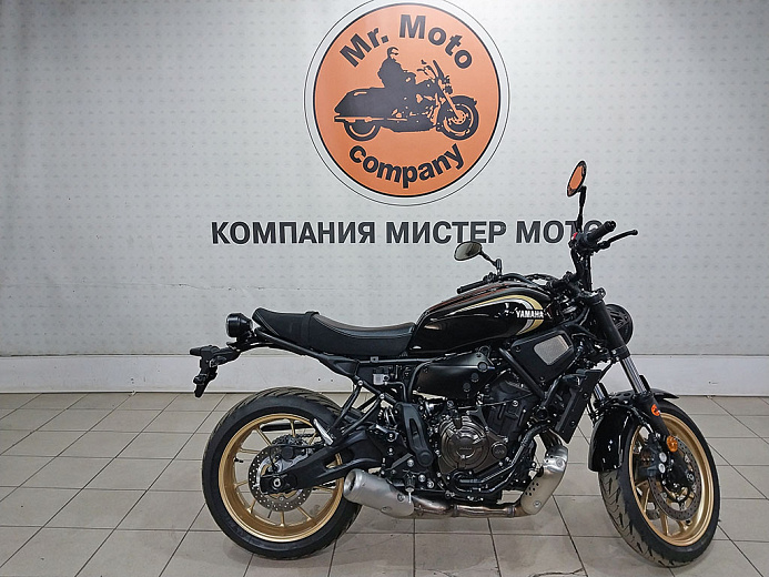 YAMAHA XSR700 ABS