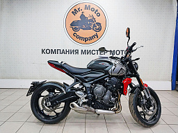 TRIUMPH TRIDENT660
