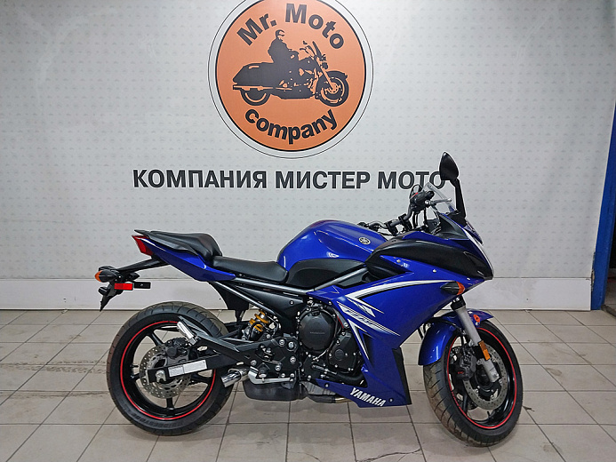 YAMAHA FZ6R