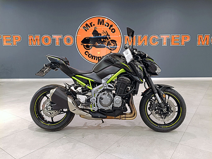 KAWASAKI Z900