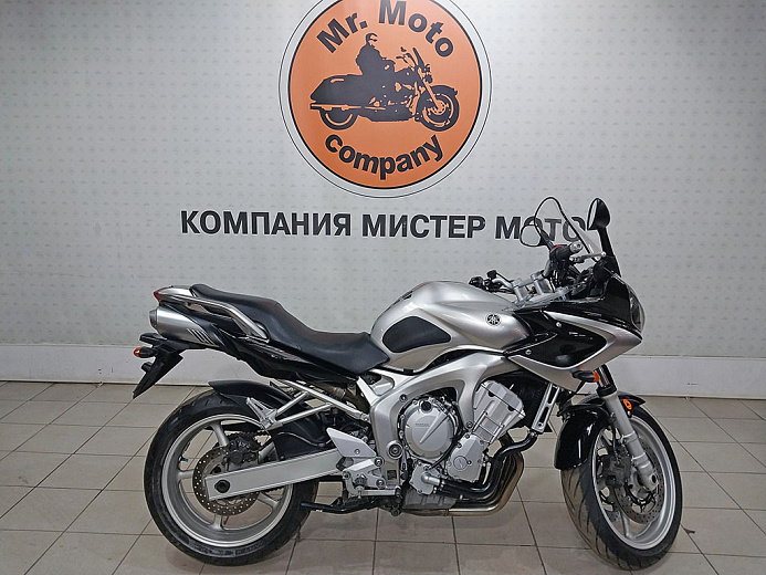 YAMAHA FZ6-S