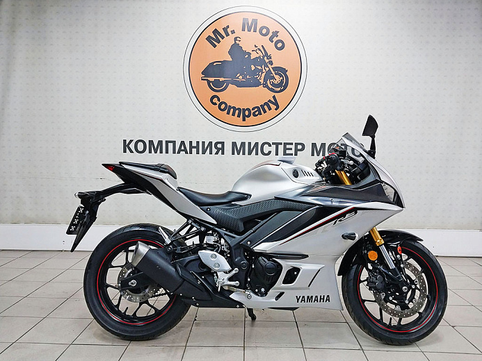YAMAHA YZF-R3