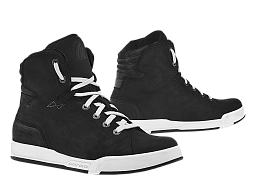 Мотоботы FORMA SWIFT X FIT DRY BLACK/WHITE 44