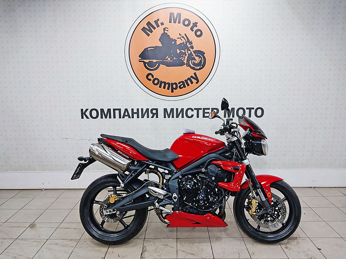 TRIUMPH STREET TRIPLE