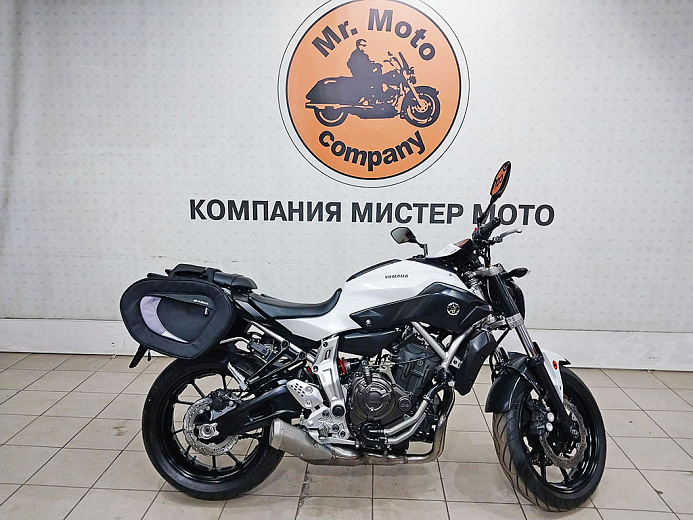YAMAHA MT07