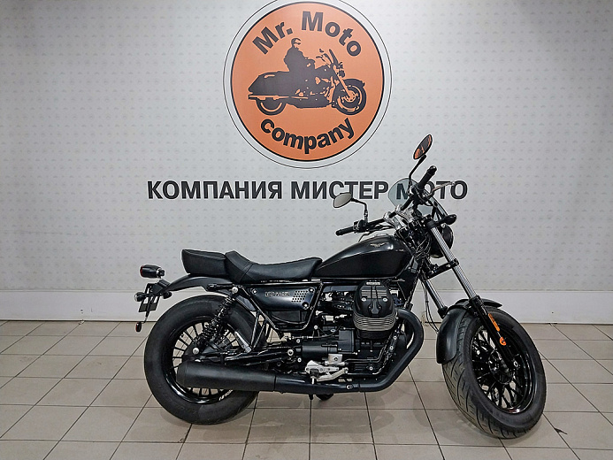 MOTO GUZZI V9 