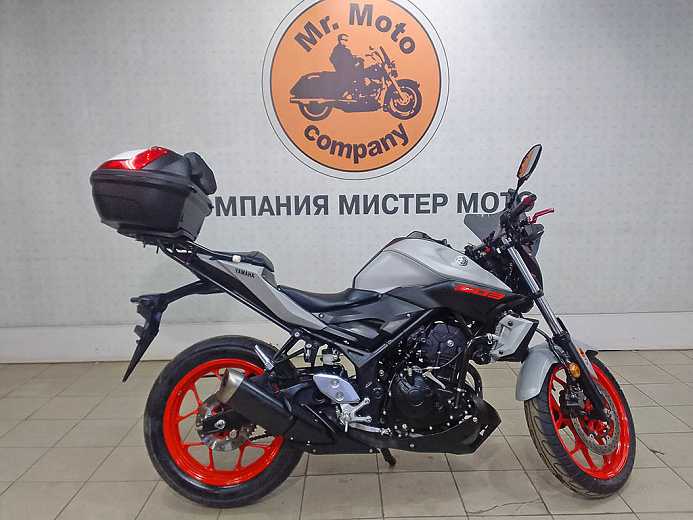 YAMAHA MT03