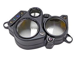 Б.У. HONDA VTR1000 Внешняя накладка приборной панели  37110-MBB-003