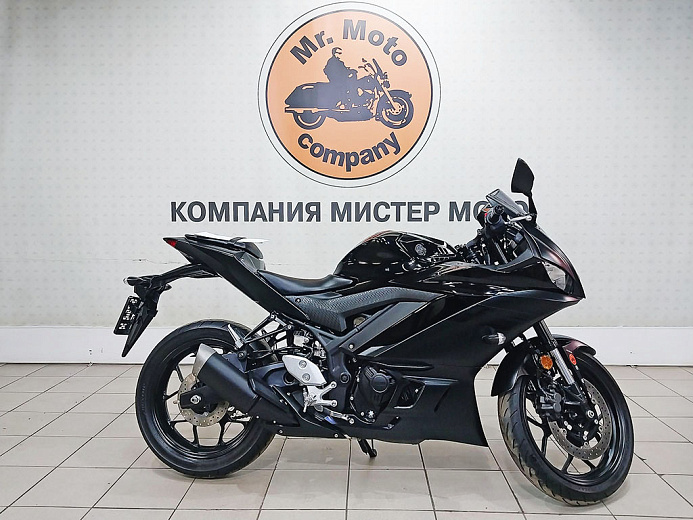 YAMAHA YZF-R3