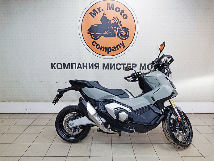 HONDA X-ADV750-2