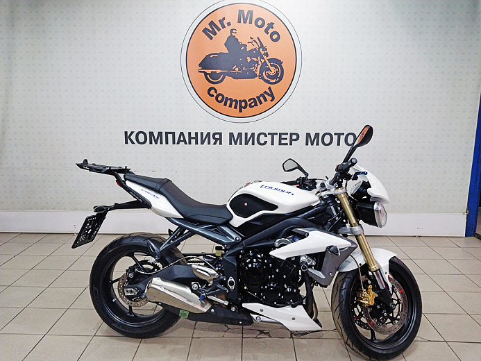 TRIUMPH STREET TRIPLE