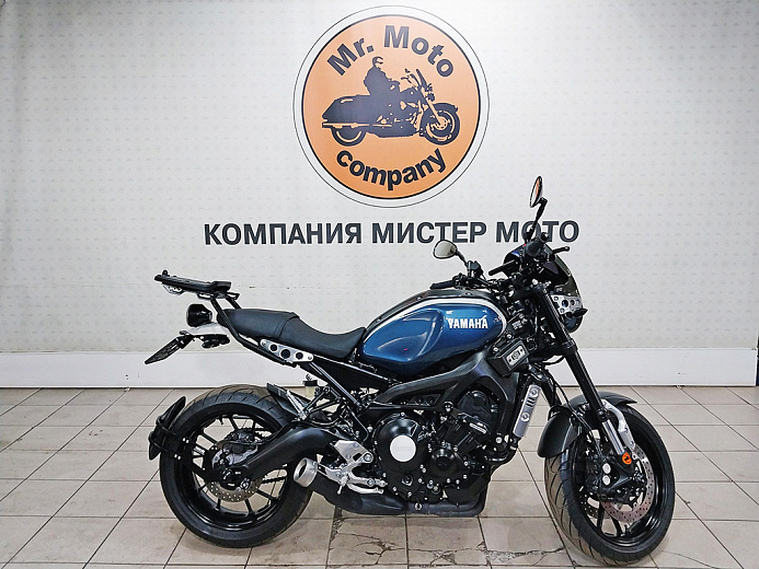 YAMAHA XSR900