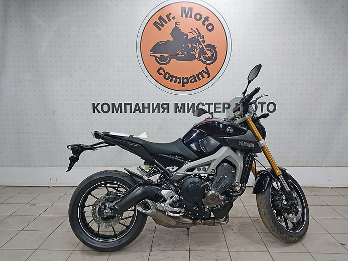 YAMAHA MT-09 