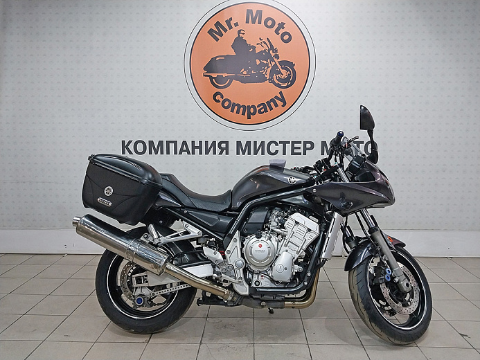 YAMAHA FZS1000