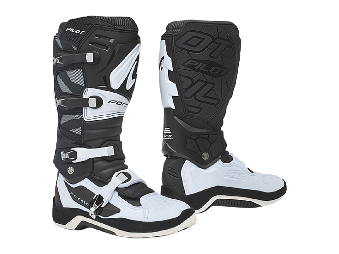 Кроссовые мотоботы FORMA PILOT BLACK/WHITE 42