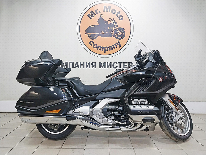 HONDA GL1800D TOUR GOLD WING DCT