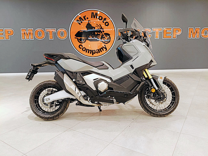 HONDA X-ADV750-2