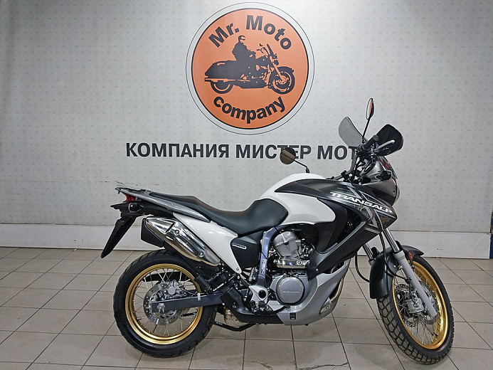 HONDA XL700V