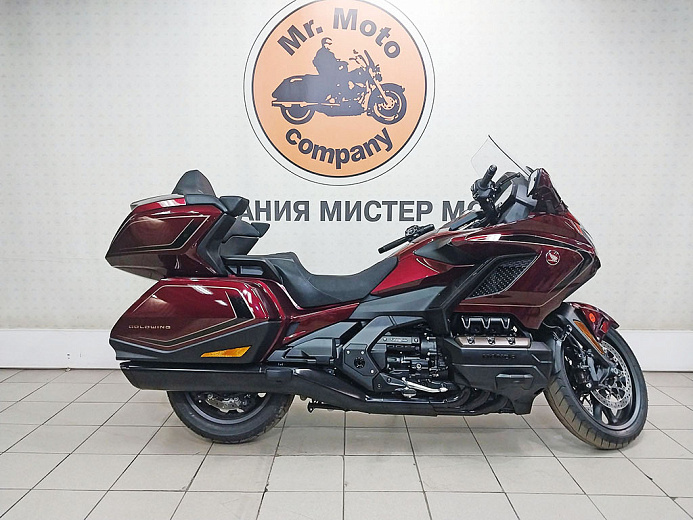 HONDA GL1800 GOLDWING TOUR