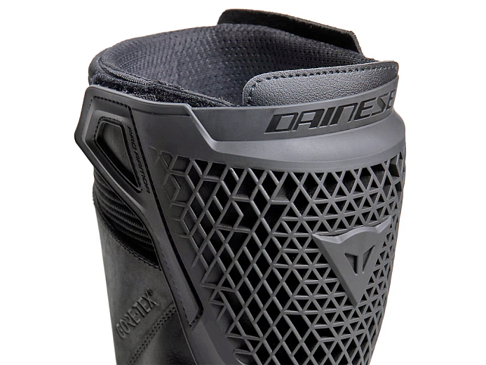 Мотоботы DAINESE SEEKER GORE-TEX 631 BLACK/BLACK 42 купить в