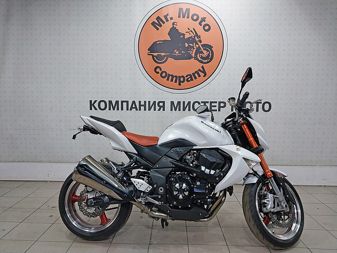 KAWASAKI ZR1000B8F
