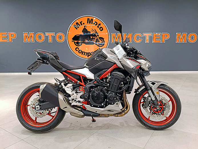 KAWASAKI Z900 ABS