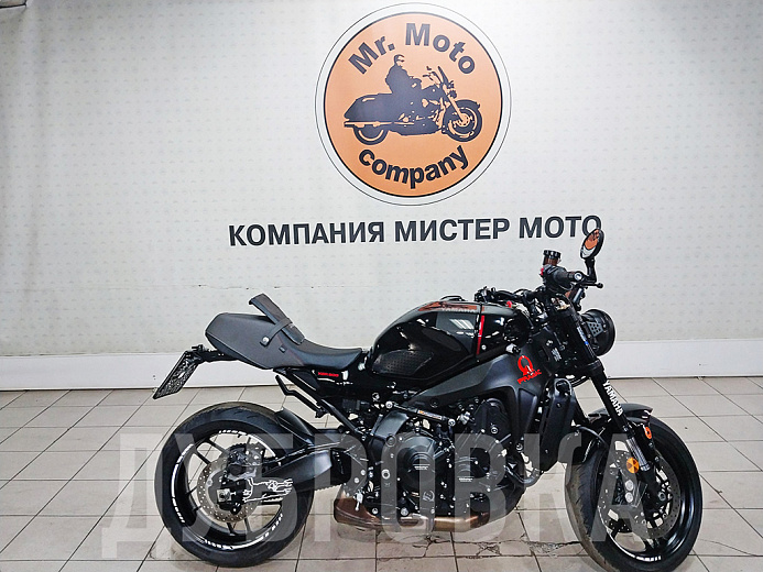 YAMAHA XSR900 ABS