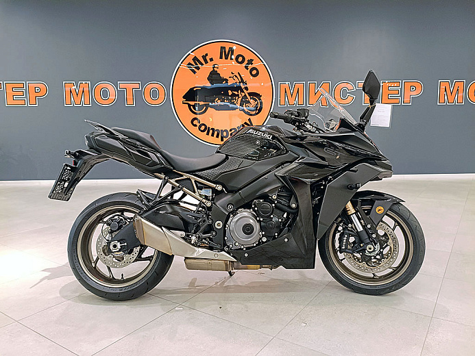 SUZUKI GSX-S1000 GT
