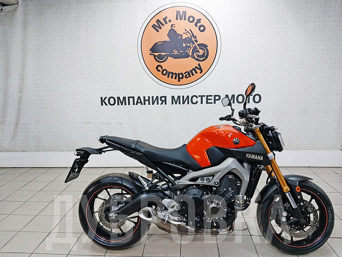 YAMAHA MT-09